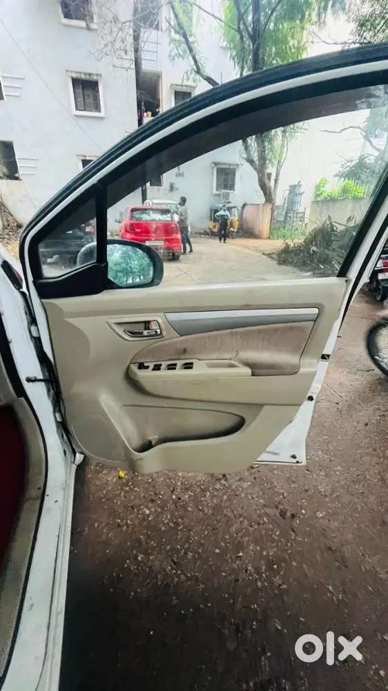 Maruti Suzuki Ertiga 2013