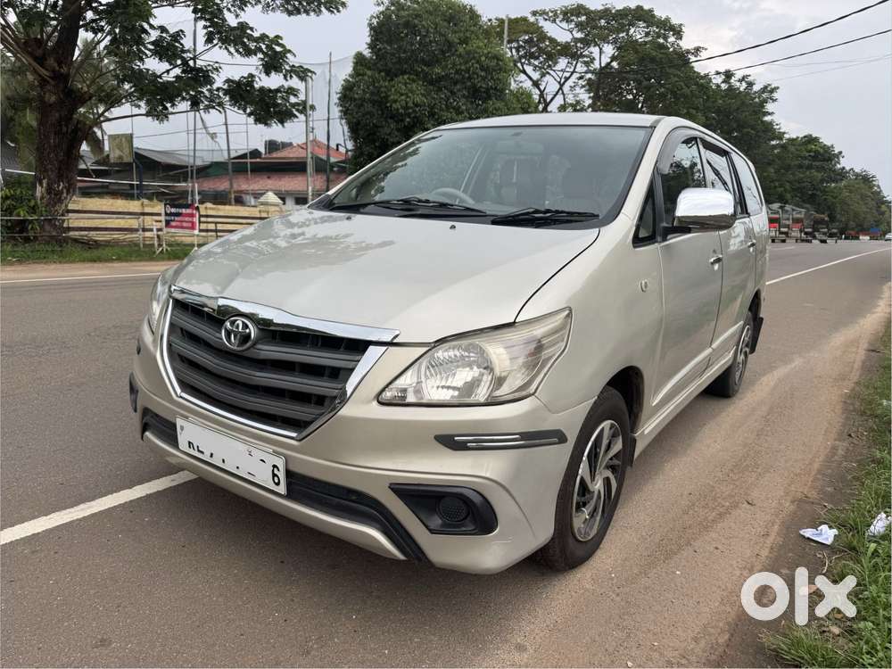 Toyota Innova 2.5 Gx (diesel) 7 Seater Bs Iv, 2014, Diesel
