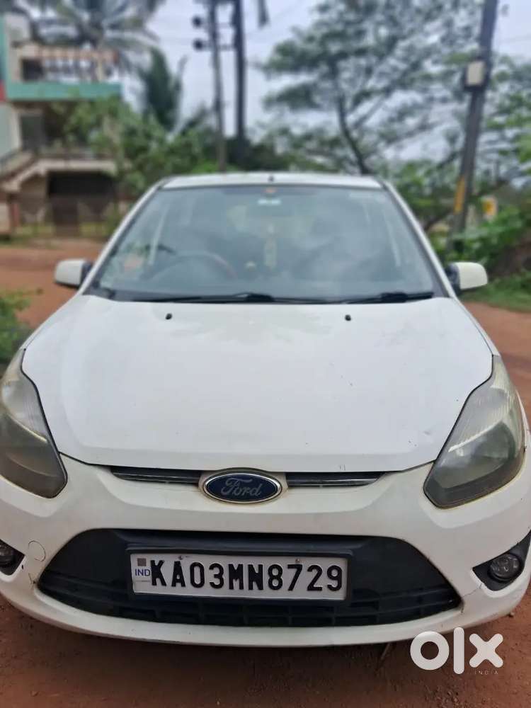 Ford Figo 2011 Diesel 145000 Km Driven