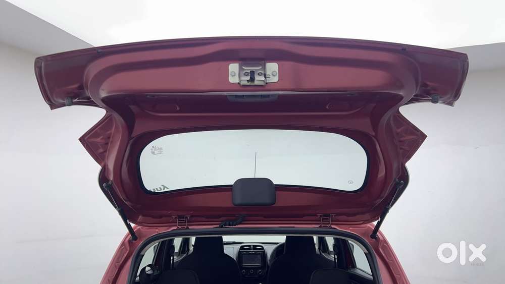 Renault Kwid 2019-ongoing 1.0 Rxt Amt (o), 2017, Petrol