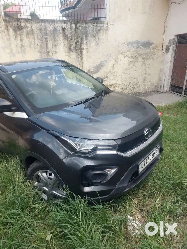 Tata Nexon 1.2 Xm Revotron 2021 Petrol