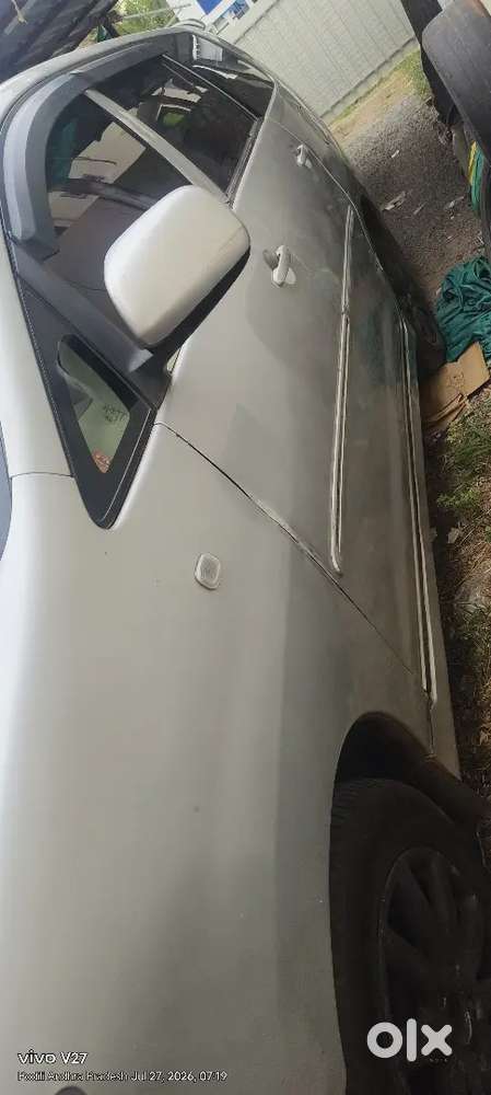 Toyota Innova 2012 Diesel 290000 Km Driven