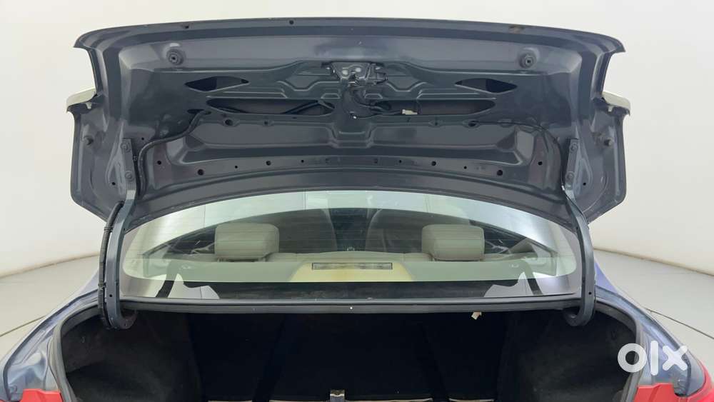 Maruti Suzuki Dzire 1.2 Zxi Amt, 2018, Petrol