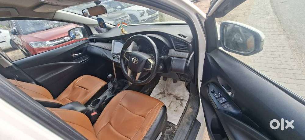 Toyota Innova Crysta 2.4 G Mt, 2018, Diesel