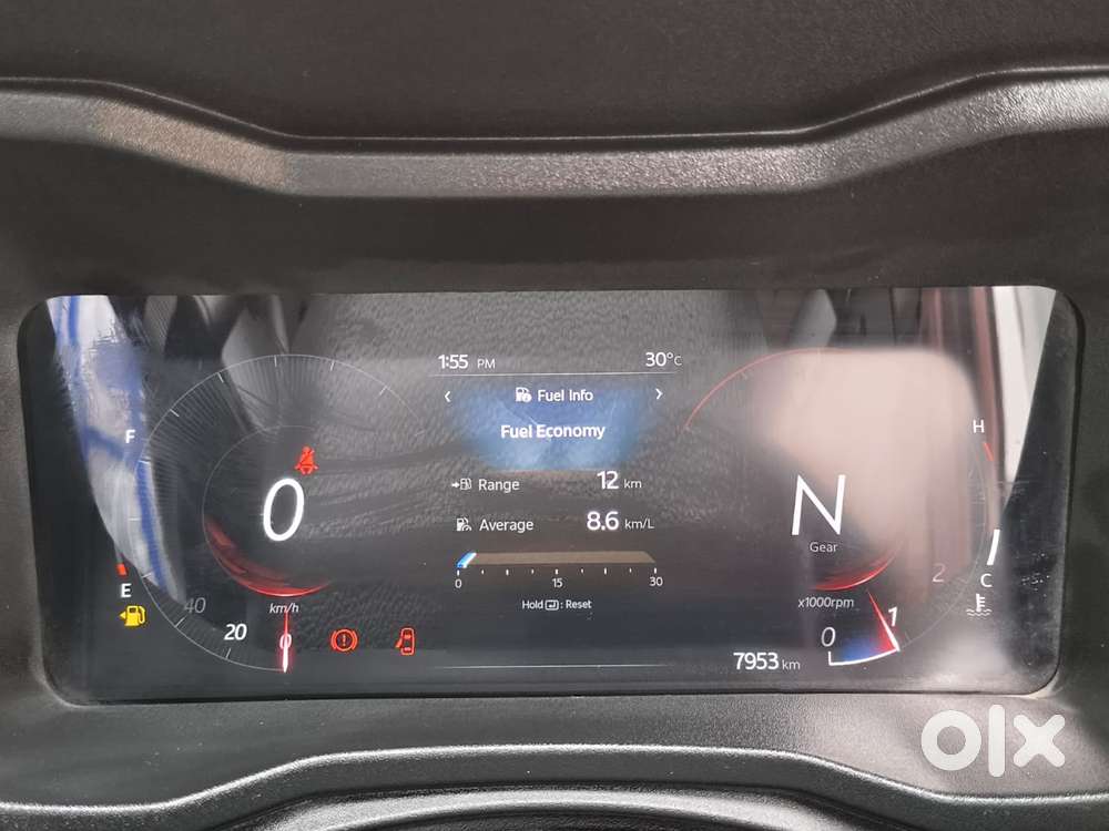 Mahindra Xuv 3xo Ax5 Pm Mt, 2024, Petrol