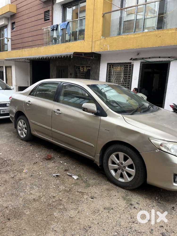 Toyota Corolla Altis 2010