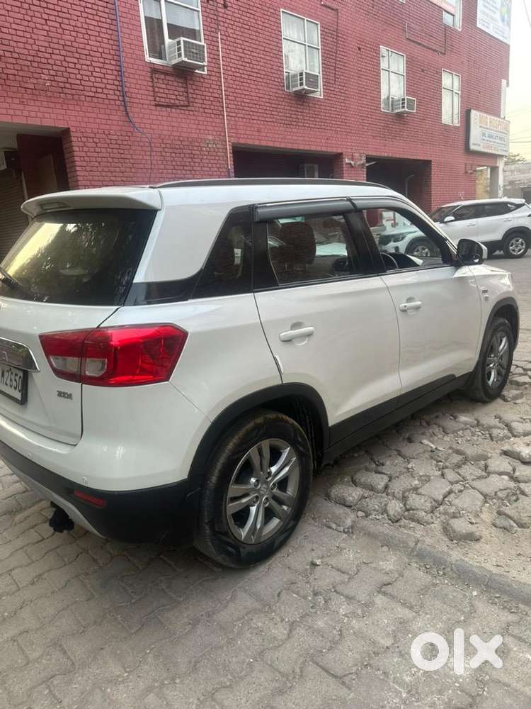 Maruti Suzuki Brezza 2017 Diesel Well Maintained