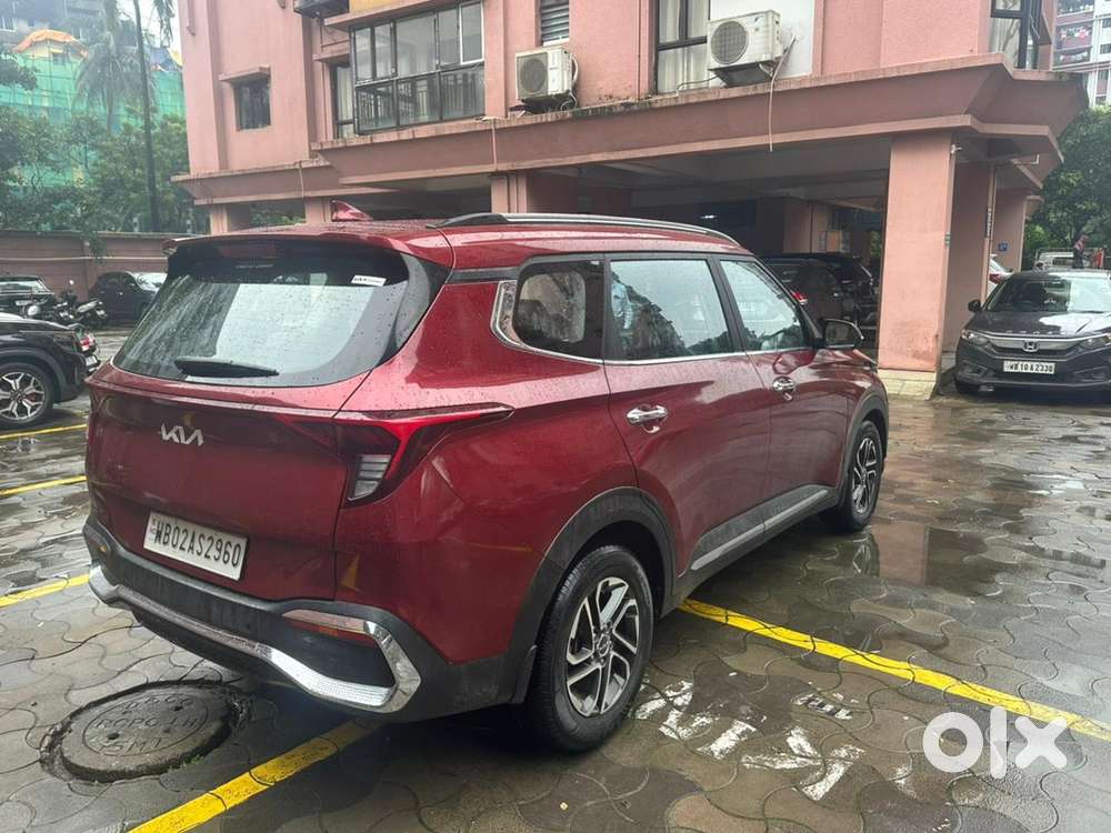 Kia Carens Luxury Plus With Sunroof Top Model Car
