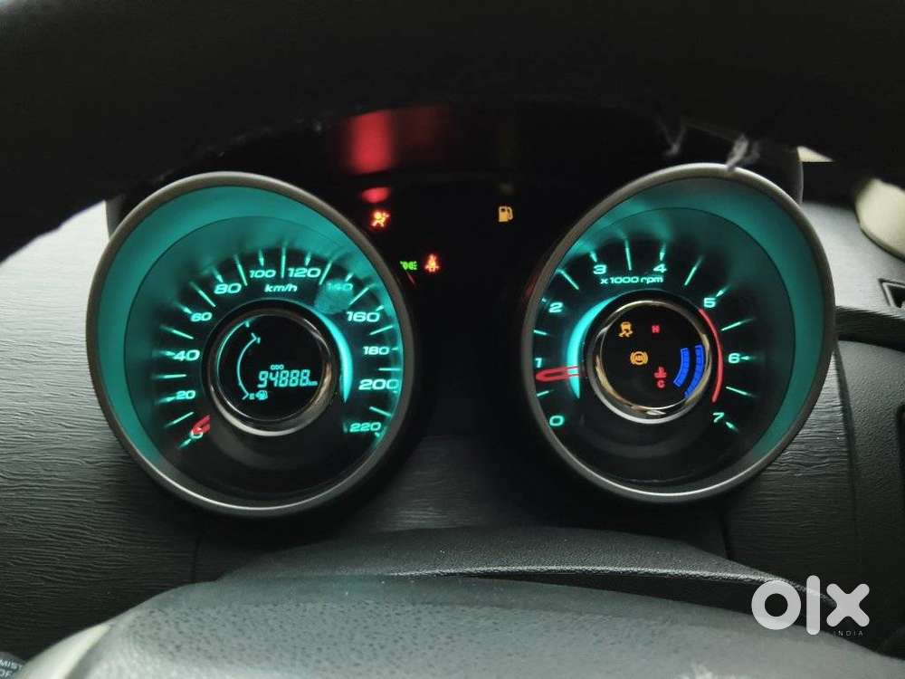 Mahindra Xuv500 W8, 2016, Diesel