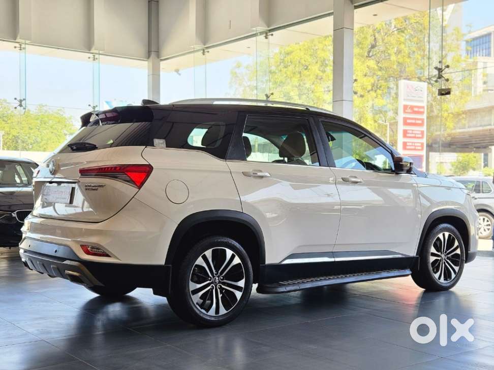 Mg Hector Plus Sharp Cvt, 2023, Petrol