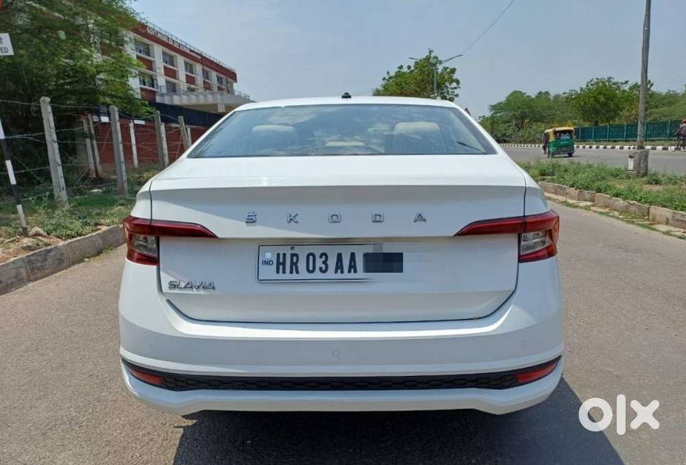 Skoda Slavia 1.0 Active Tsi, 2022, Petrol