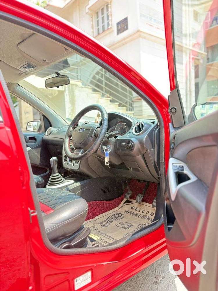 Ford Figo 1.2p Titanium Mt, 2010, Petrol