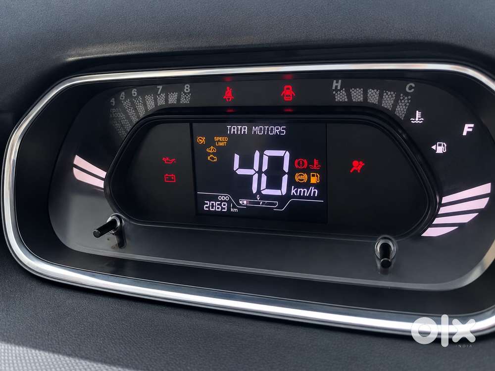 Tata Tiago 1.2 Revotron Xt (o), 2023, Petrol