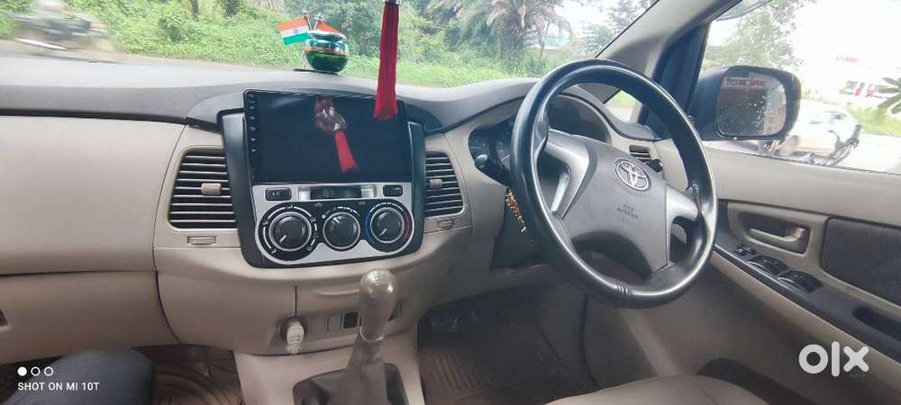 Toyota Innova 2.5 G 8 Seater Mint Condition