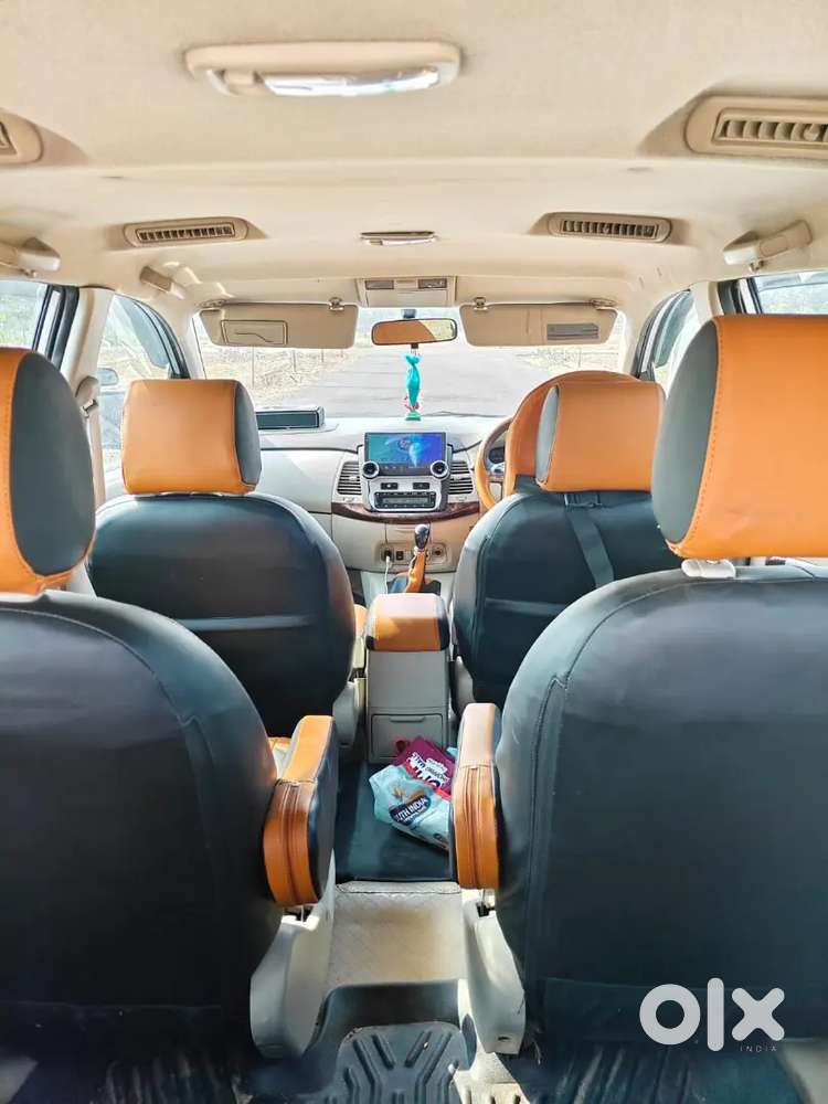 Toyota Innova 2.5 V 2014