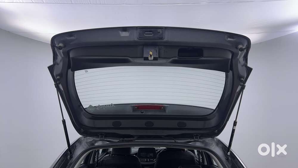 Maruti Suzuki Baleno Zeta, 2022, Petrol
