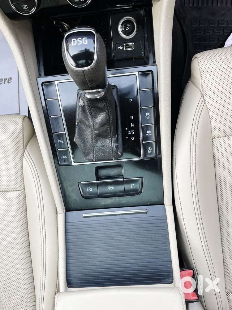 Toyota Innova Crysta 2.8 Gx At, 2018, Diesel