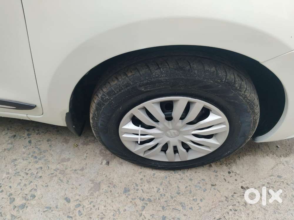 Maruti Suzuki Dzire 1.2 Vxi, 2024, Petrol