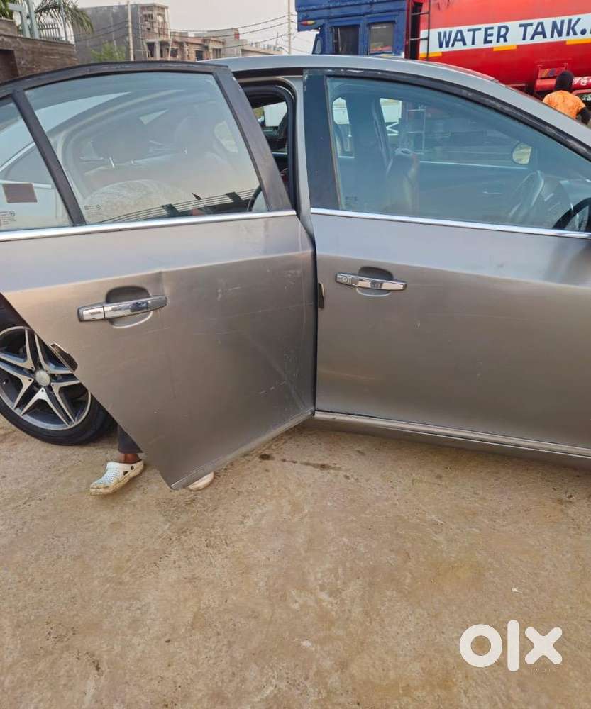 Chevrolet Cruze Diesel 80000 Km Driven