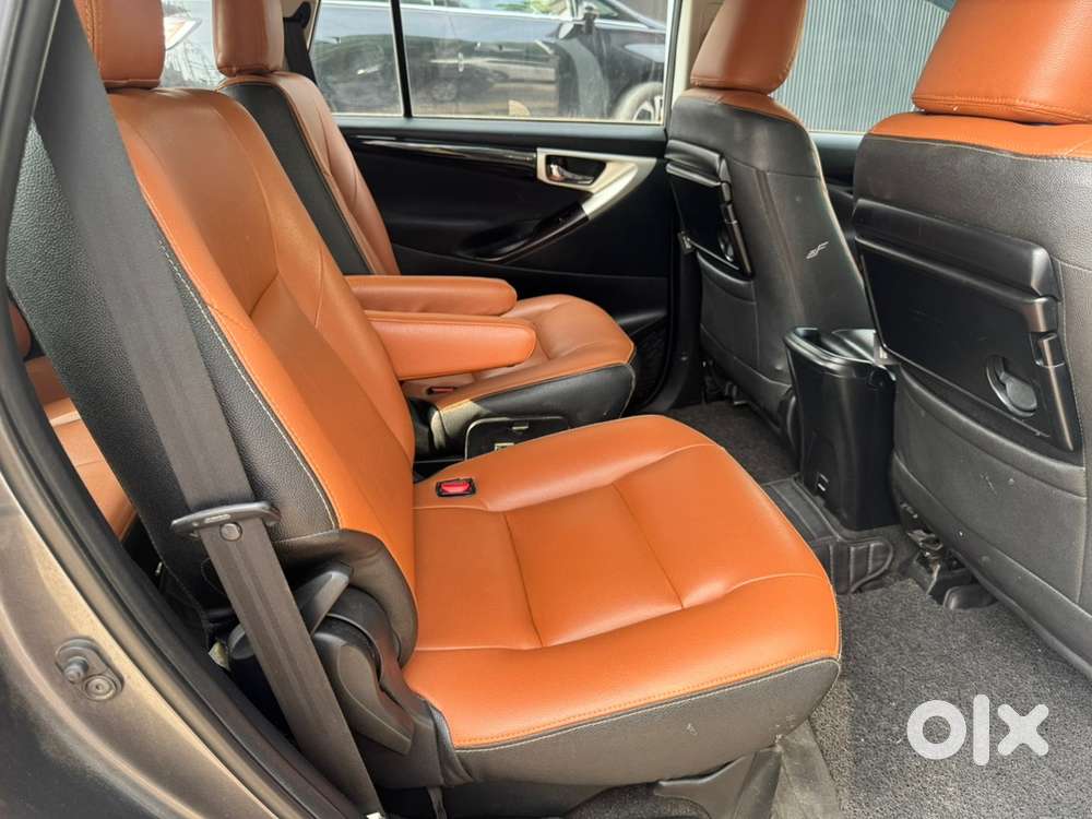 Toyota Innova Crysta 2018 Diesel Manual Car