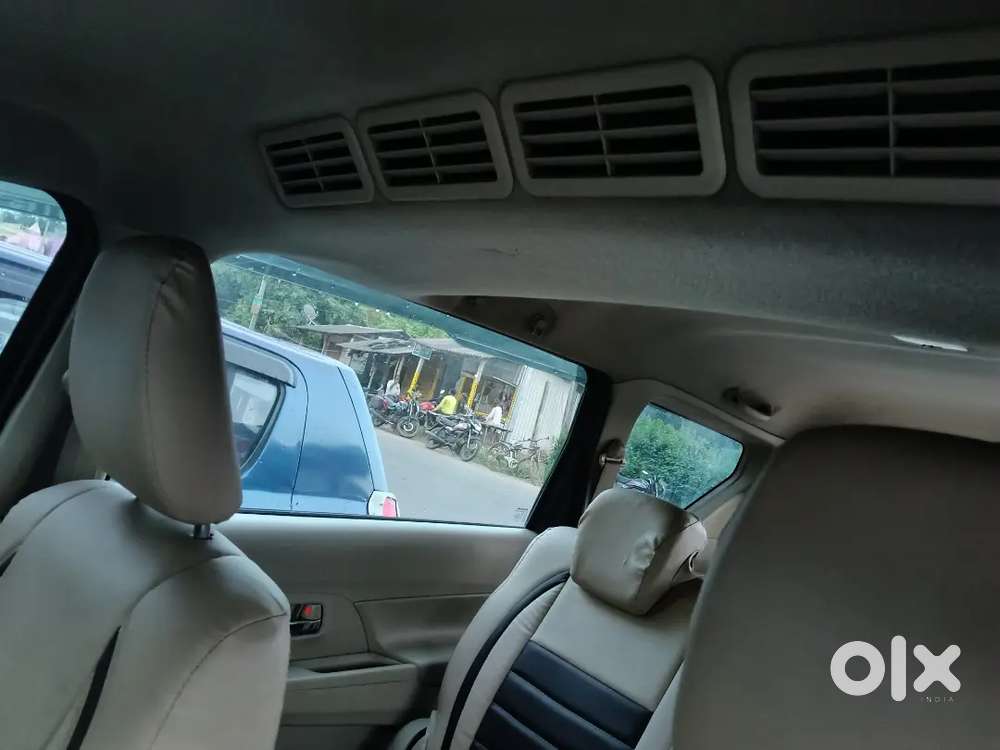 2020 Maruti Suzuki Ertiga Vxi Cng Life Time Tax