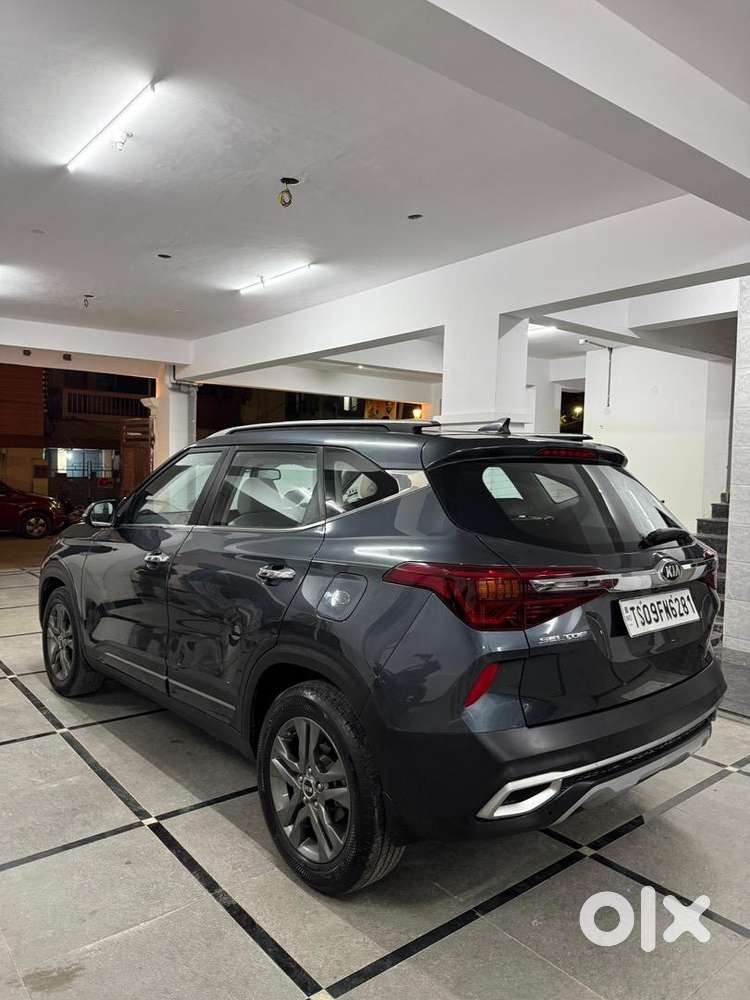 Kia Seltos 2020 Sunroof Variant Petrol Well Maintained