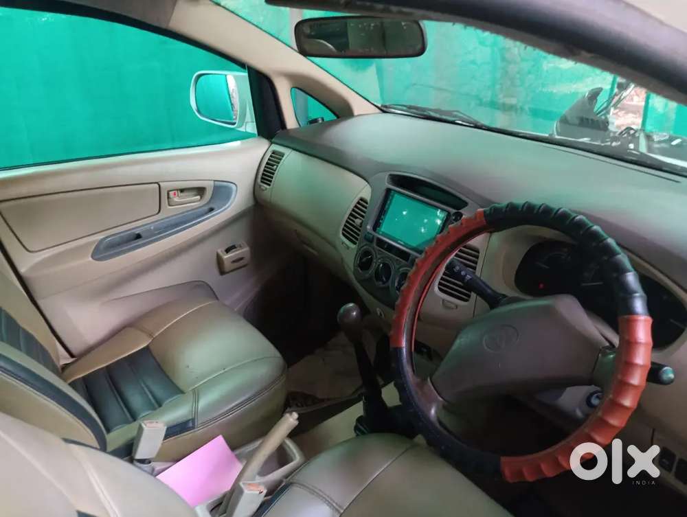 Toyota Innova Police Man Used Vehicle