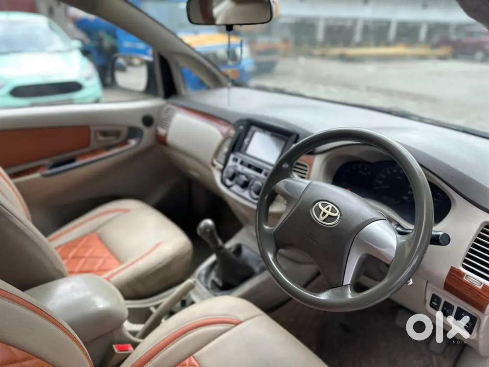 Toyota Innova 2012 Diesel Well Maintained