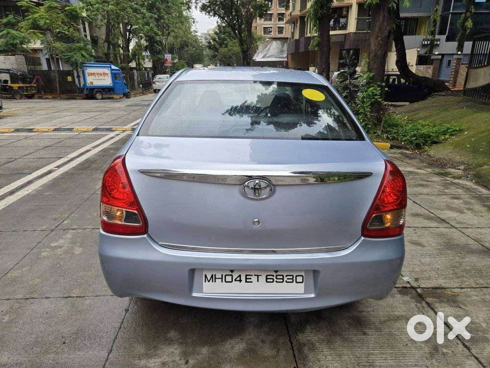 Toyota Etios V, 2011, Petrol