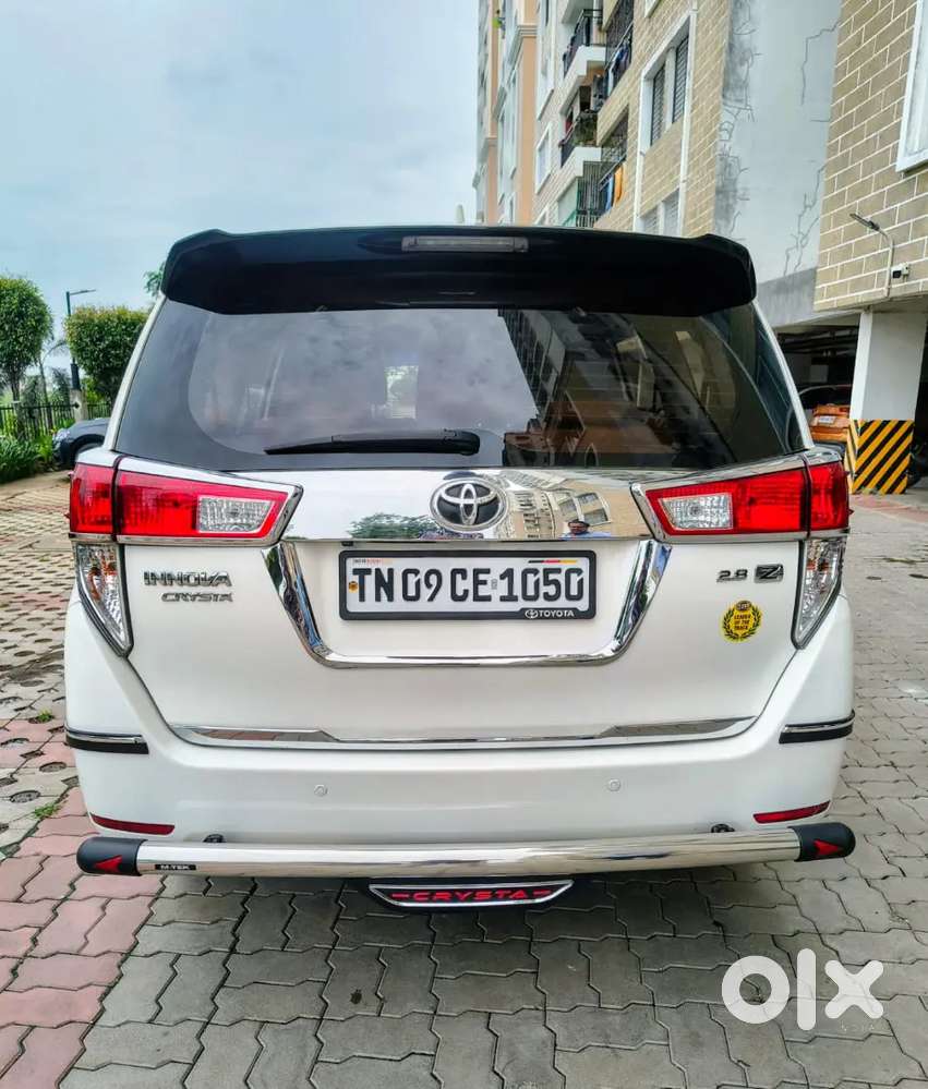 Toyota Innova Crysta 2016 Variant