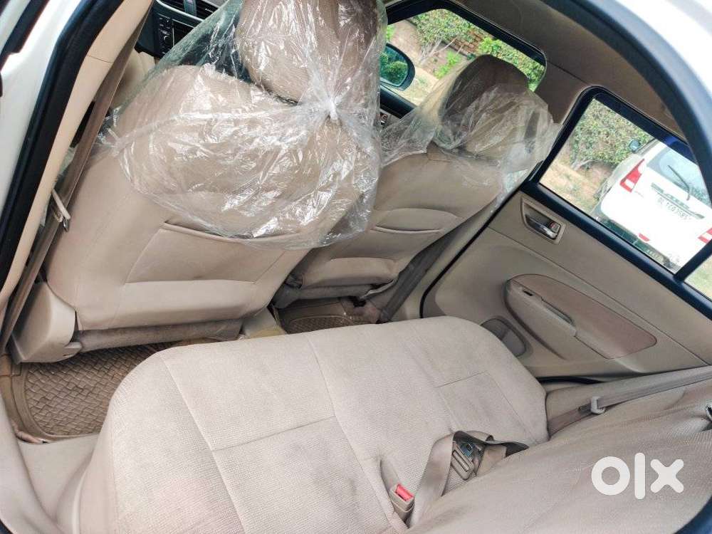 Maruti Suzuki Swift Dzire 1.2 Vxi Bsiv, 2016, Petrol