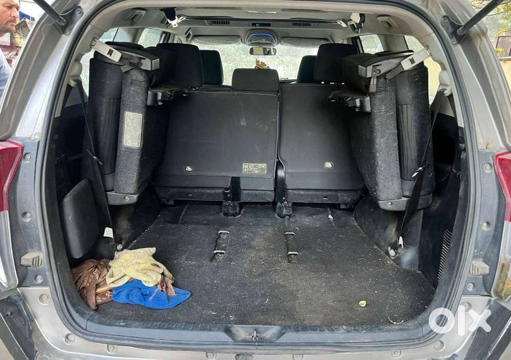 Toyota Innova Crysta