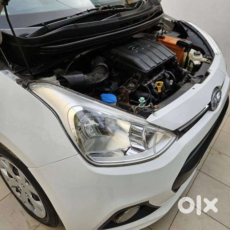 Hyundai Grand I10 2013-2016 Sportz, 2015, Petrol