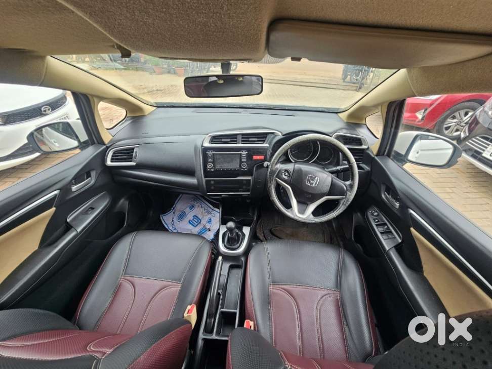 Honda Jazz V Mt Privilege, 2016, Petrol