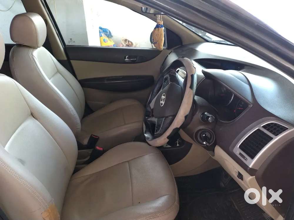 Hyundai I20 2011 Petrol Well Maintained