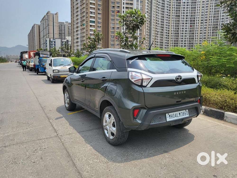 Tata Nexon 2023 Xm Sunroof  Petrol  12k Driven
