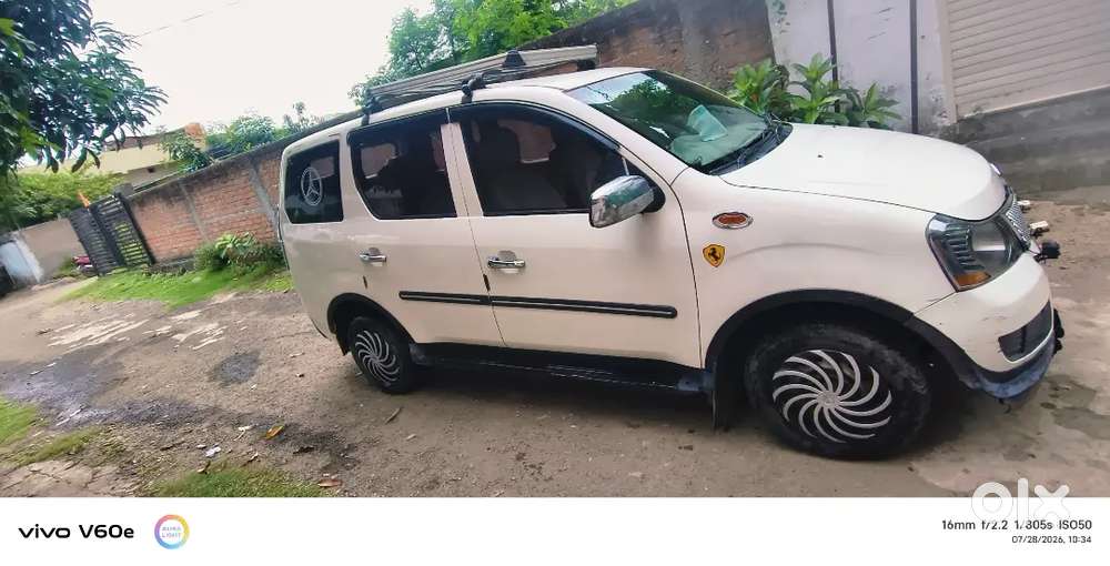 Mahindra Xylo 2015 Year New Tyre Gadi Mein Koi Kam Nahin Hai Insurance