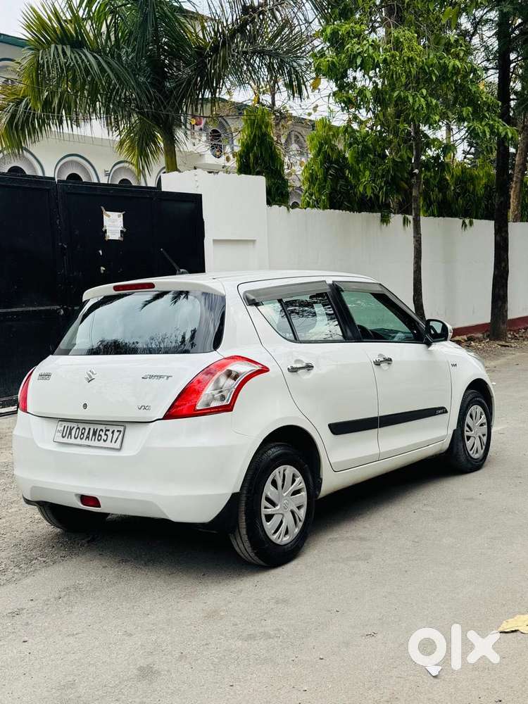 Maruti Suzuki Swift Vxi + Manual, 2016, Petrol