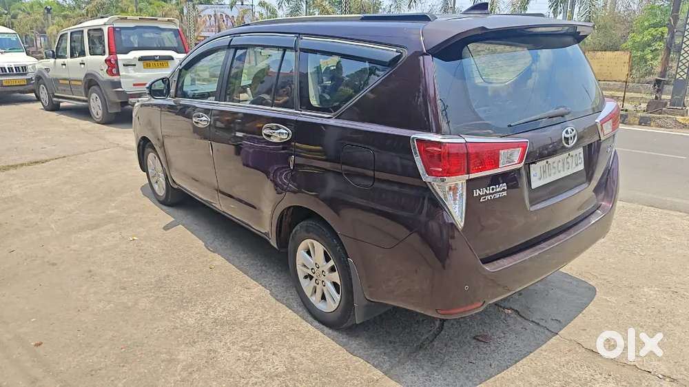 Toyota Innova Crysta 2020 Diesel Well Maintained