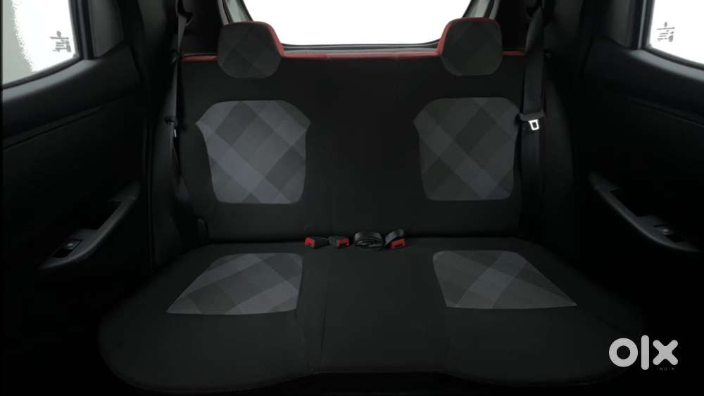 Renault Kwid 1.0 Rxt Amt, 2024, Petrol