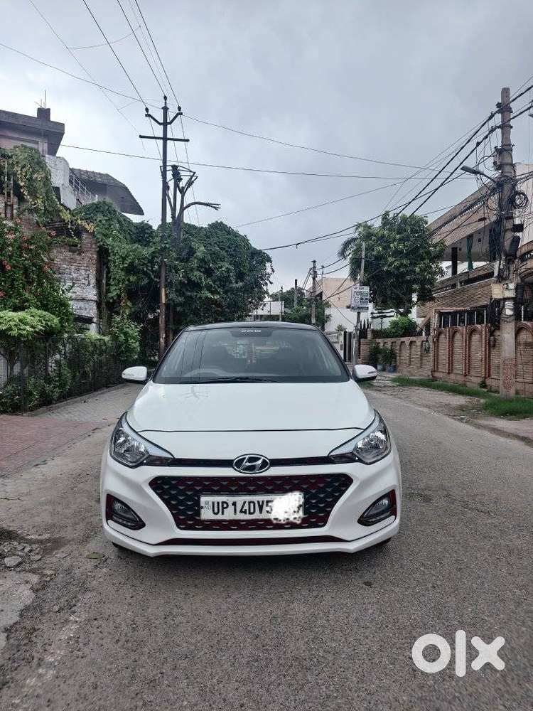 Hyundai I20 1.4 Sportz, 2018, Cng & Hybrids