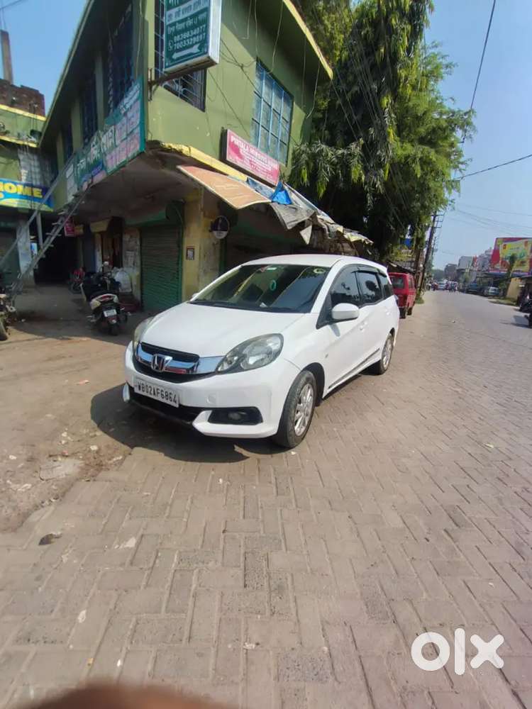 Honda Mobilio. New Battery.and 3 New Tires.and . All Paper