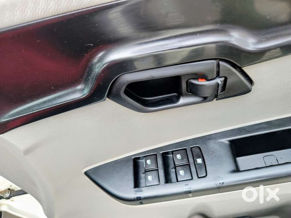 Mahindra Kuv 100, 2017, Cng & Hybrids