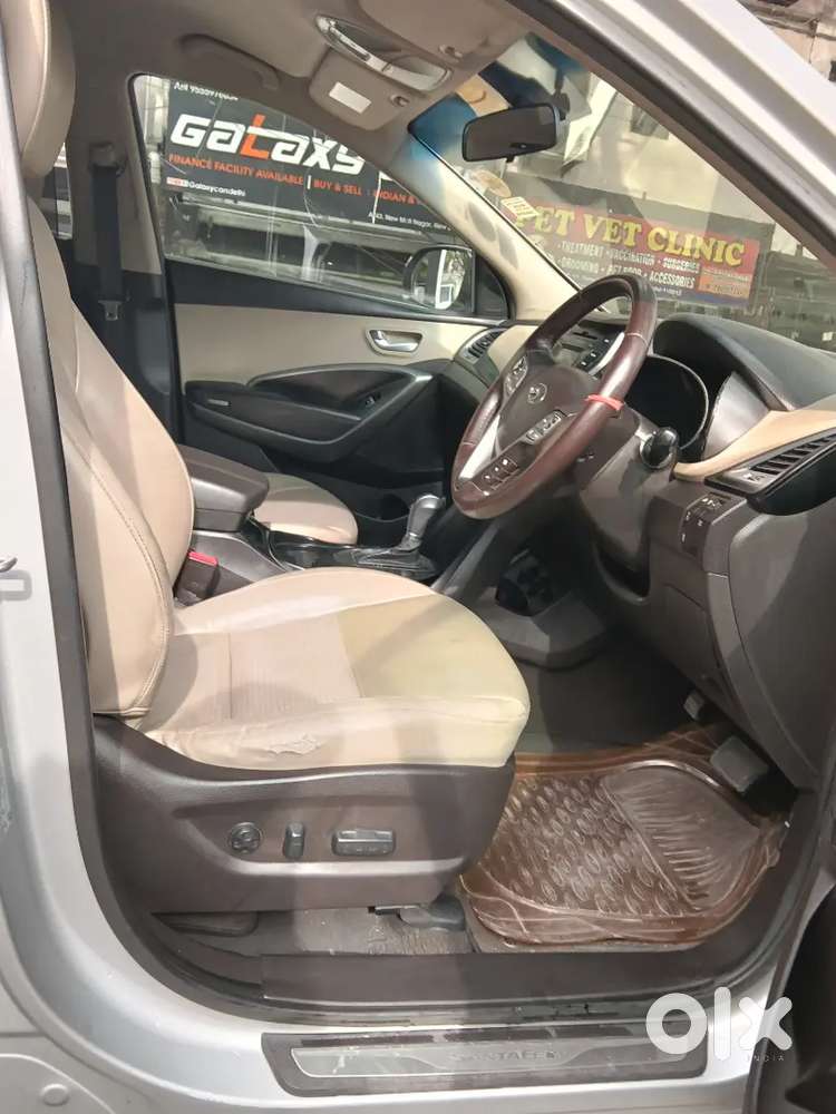 Hyundai Santa Fe 2015 Diesel 95079 Km Driven