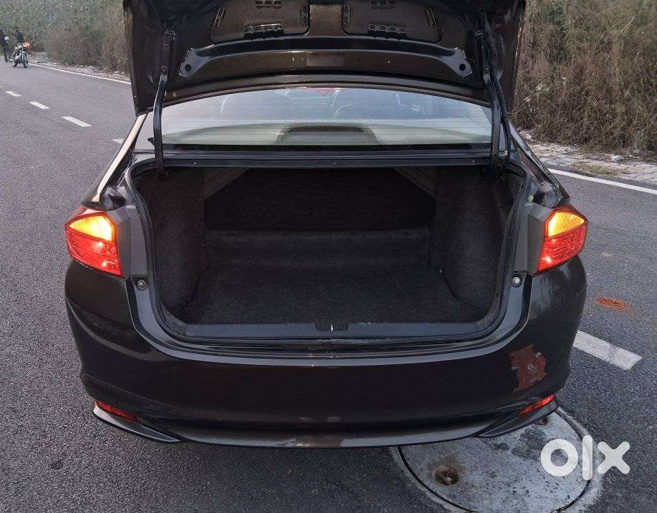 Honda City 2014-2015 V Mt, 2015, Petrol