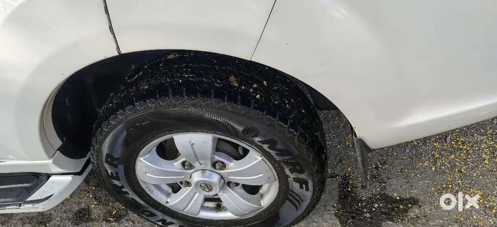 Tata Safari Storme 2013 4x2 Manual Diesel