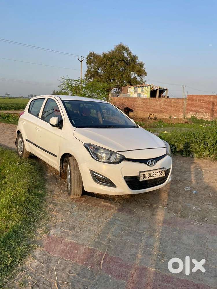 Hyundai I20 Magna Petrol 2012