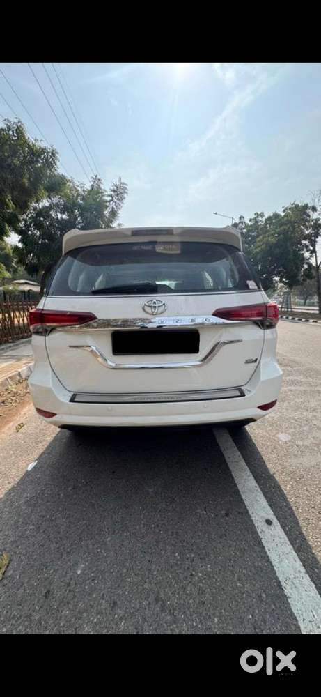 2019 Toyota Fortuner 4x4 At