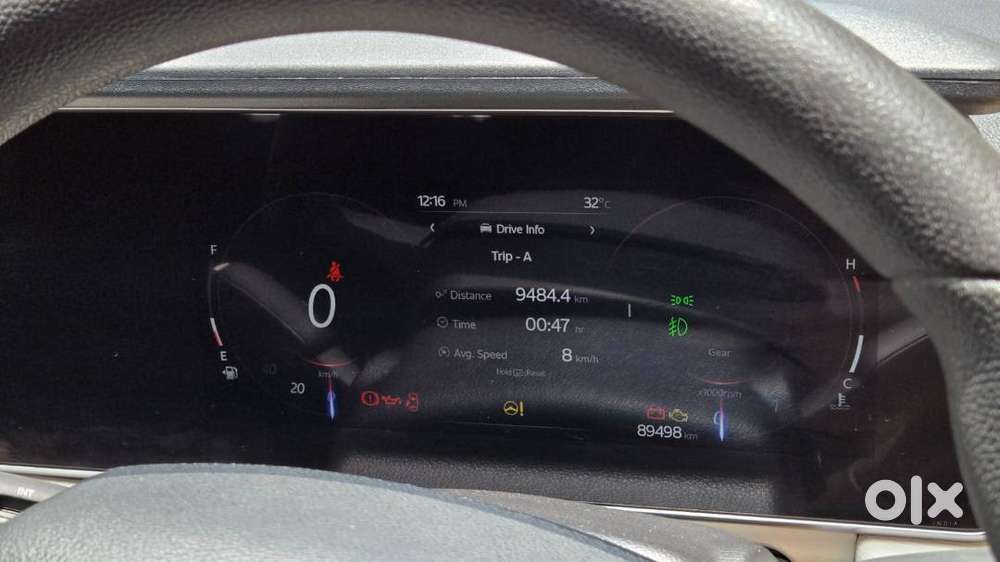 Mahindra Xuv700 2023 Petrol Well Maintained