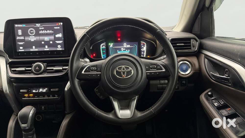 Toyota Urban Cruiser Hyryder 1.5 V Hybrid, 2023, Petrol